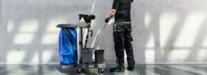 Professional Cleaning Equipment vs Household Tools
